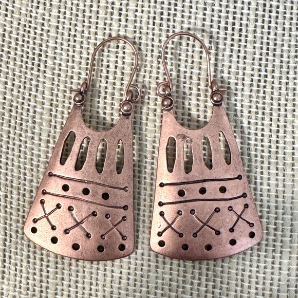 Copper Tribal Dangle Earrings NWOT 3/$25 - Picture 2 of 8